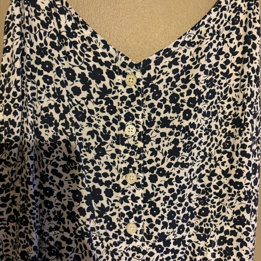 NWT Gap button front dress - Picture 4 of 10